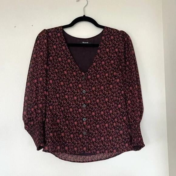 Madewell (Re)sourced Georgette Smocked-Cuff Button-Front Top in Orchard Floral - Picture 4 of 10